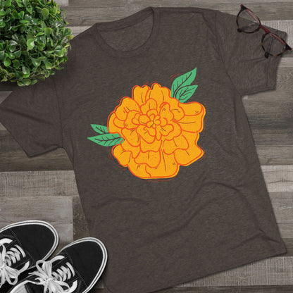 Flor de Cdempasúchil Playera Unisex Tri-Blend Unisex