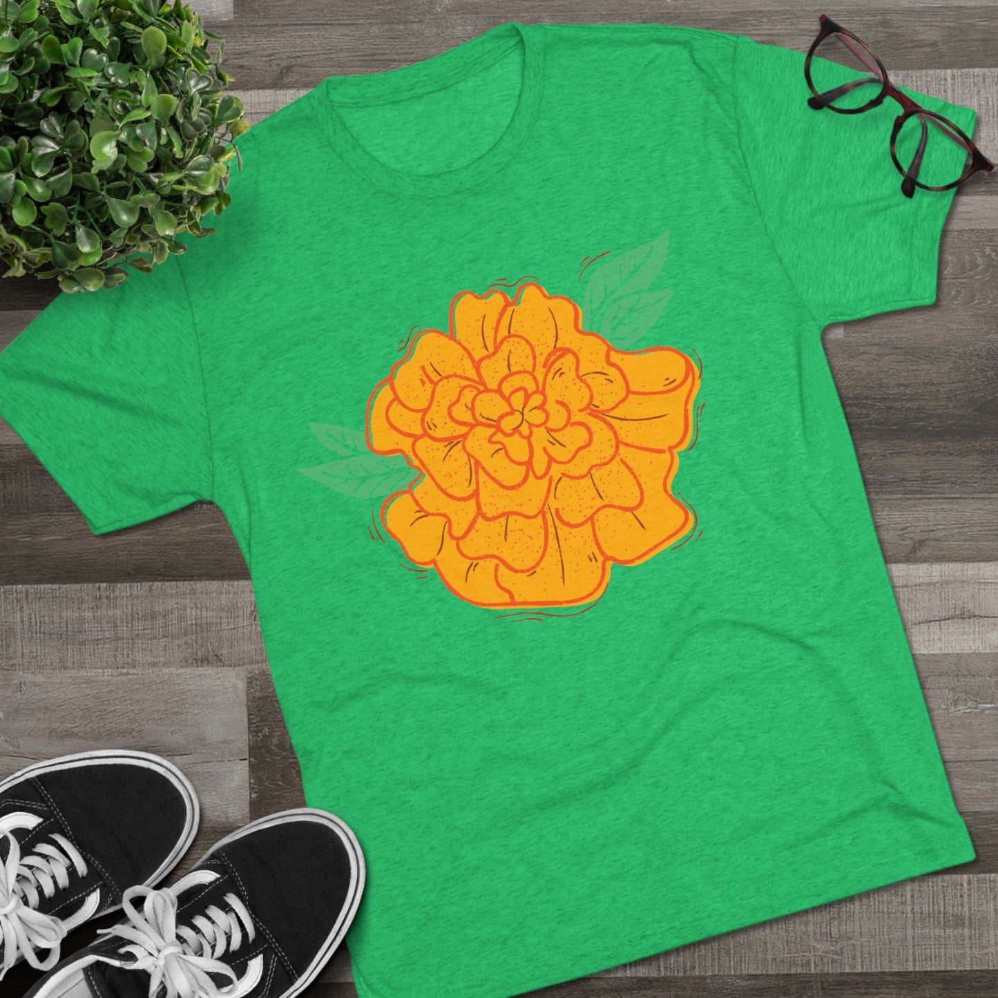 Flor de Cdempasúchil Playera Unisex Tri-Blend Unisex