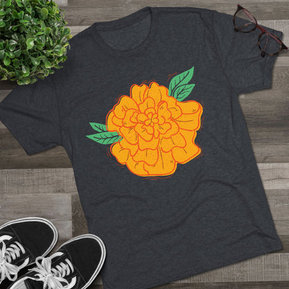 Flor de Cdempasúchil Playera Unisex Tri-Blend Unisex