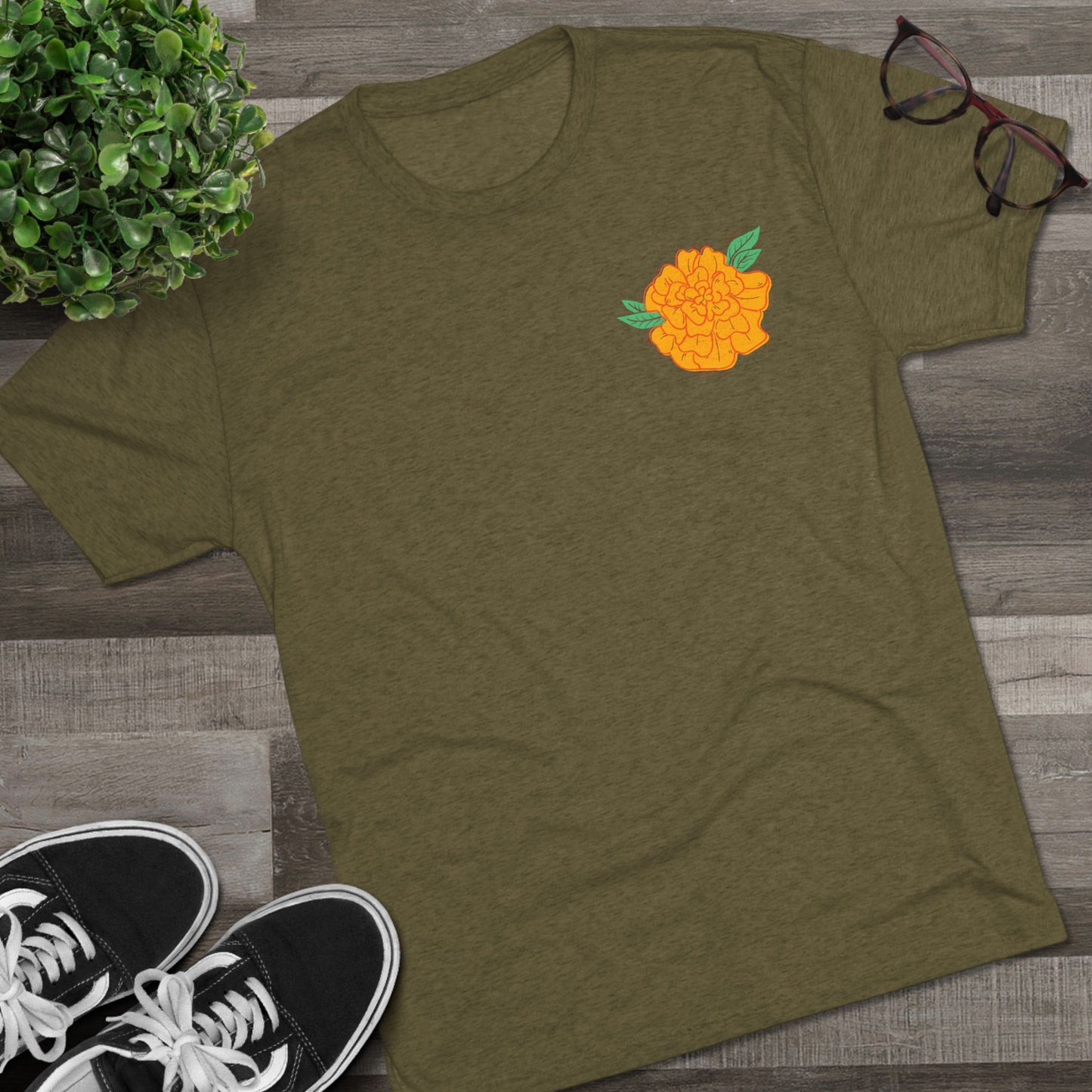 Mini Flor de Cdempasúchil Playera Unisex Tri-Blend Unisex